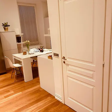 Апартаменты Luxury Dandy House